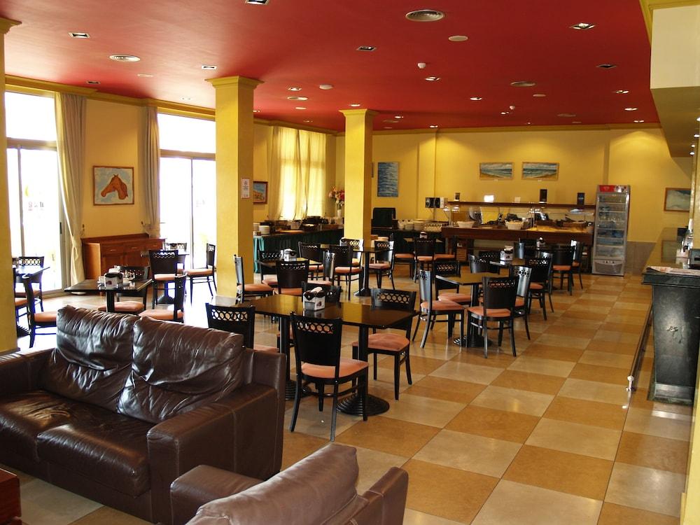 Hotel Montera Plaza Los Barrios Luaran gambar