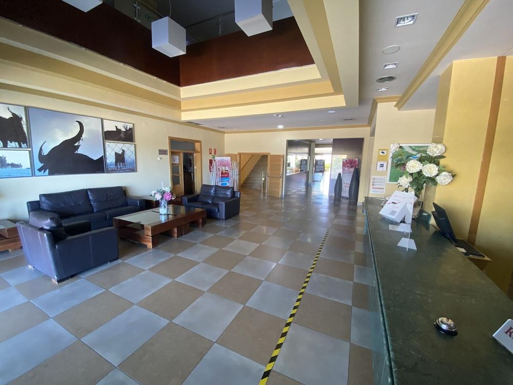 Hotel Montera Plaza Los Barrios Luaran gambar