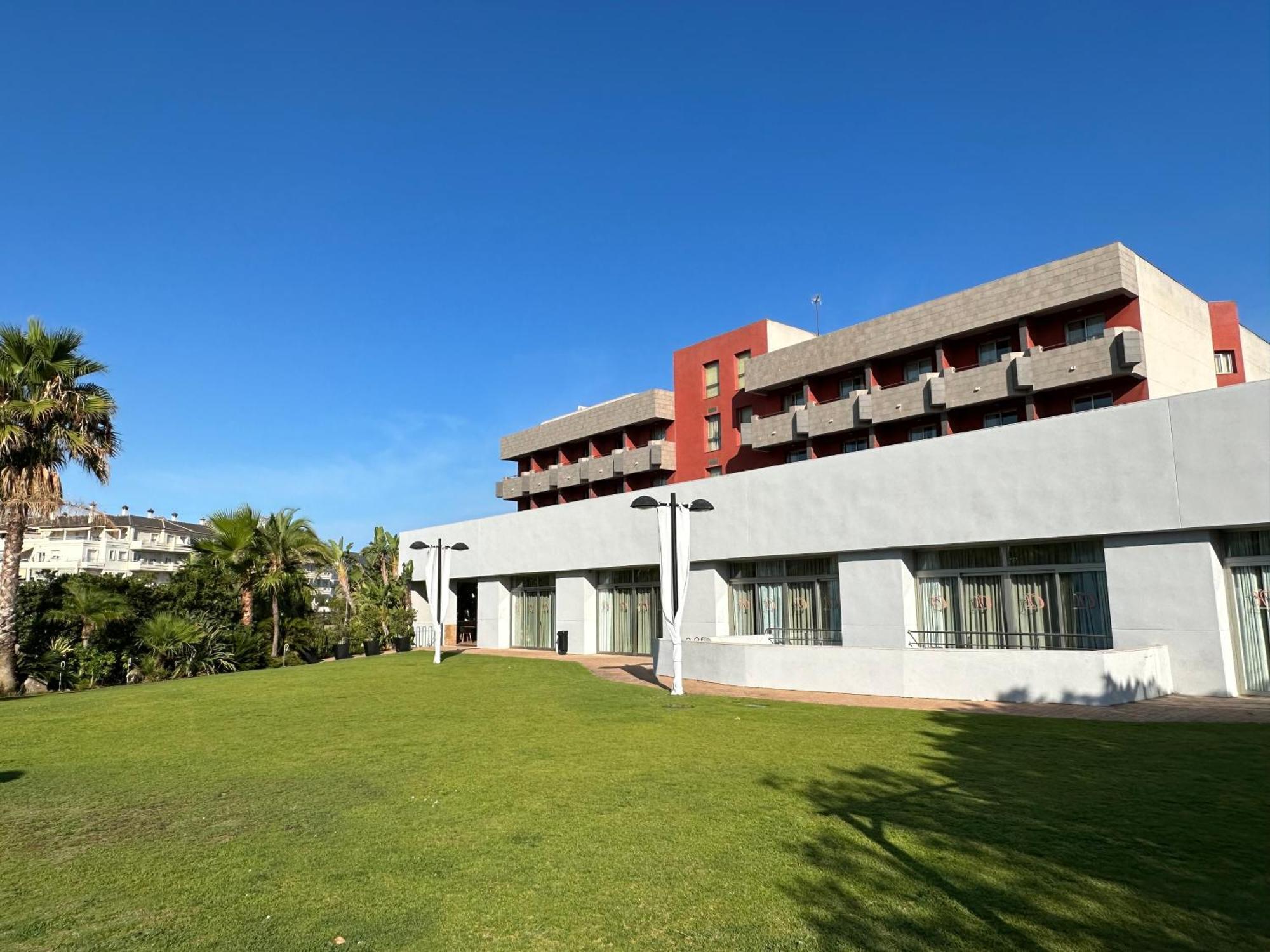 Hotel Montera Plaza Los Barrios Luaran gambar